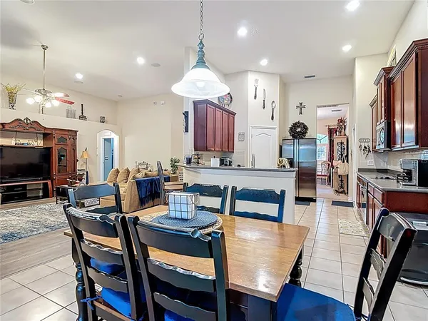 $569,995 | 311 Golden Elm Drive, Seffner, FL 33584