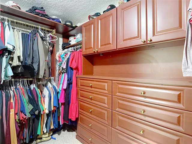 $585,000 | 311 Golden Elm Drive, Seffner, FL 33584