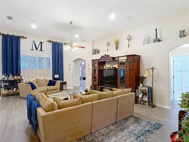 $585,000 | 311 Golden Elm Drive, Seffner, FL 33584