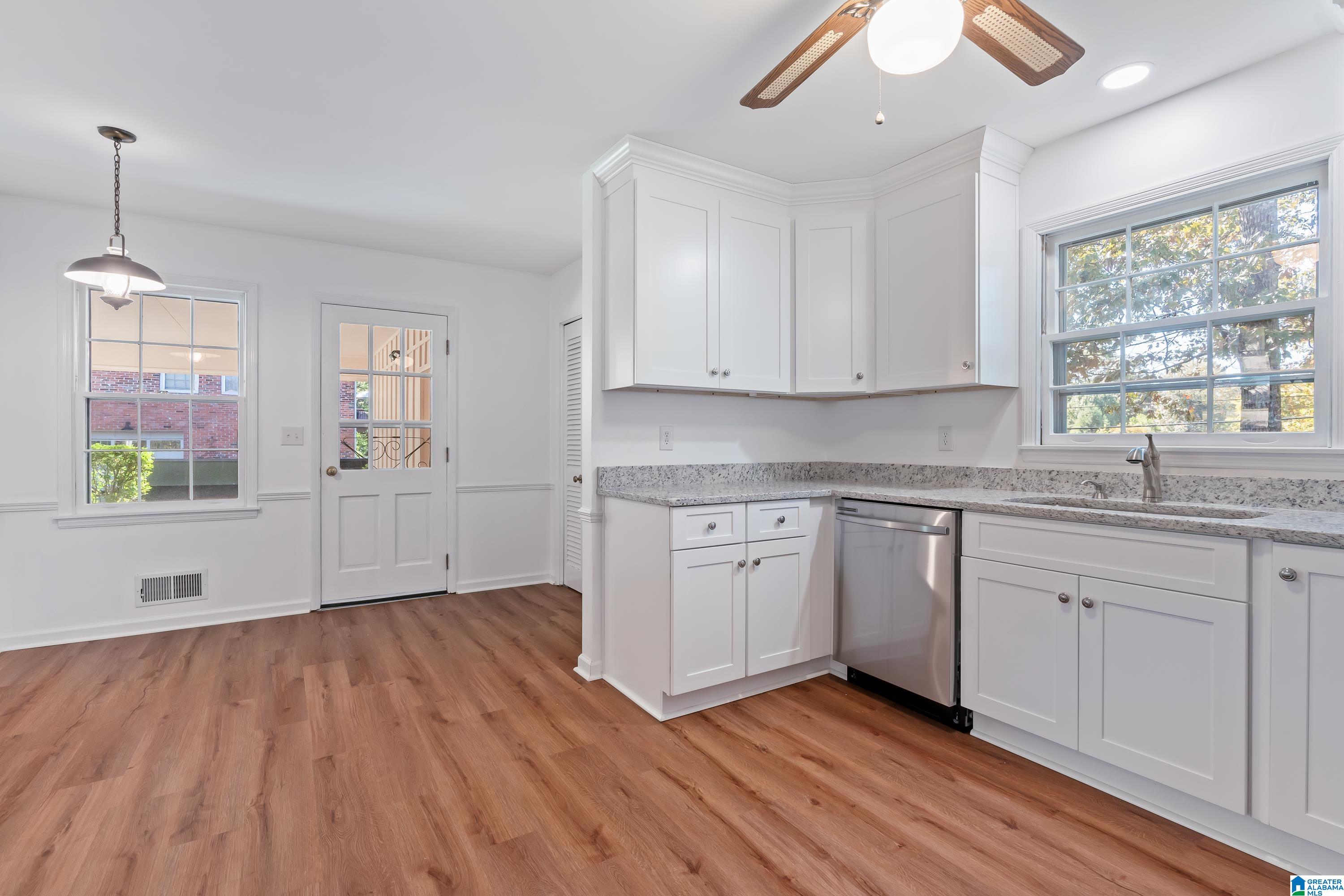 3320 Chartwell Road Birmingham, AL 35226 - Photo 10 of 37