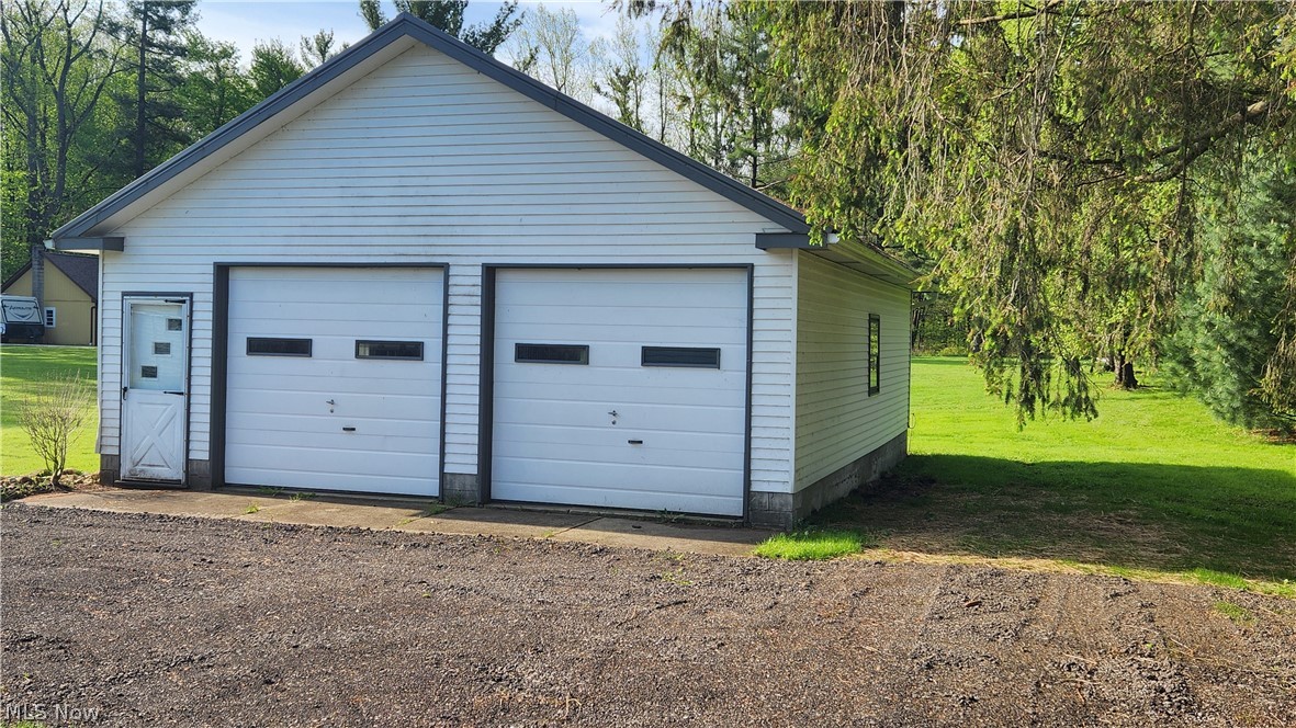 13993 Butternut Road Burton, OH 44021 - Photo 3 of 32 Detached 2 car garage