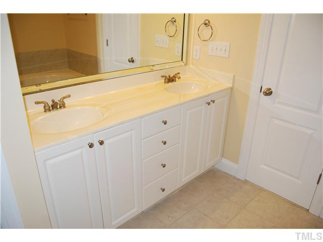 107 Nouveau Avenue Raleigh, NC 27615 - Photo 19 of 25 Photo 19