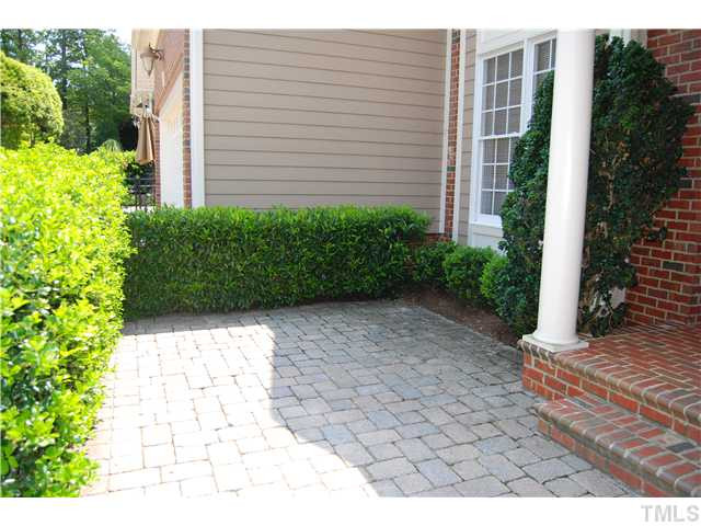 107 Nouveau Avenue Raleigh, NC 27615 - Photo 2 of 25 Photo 2