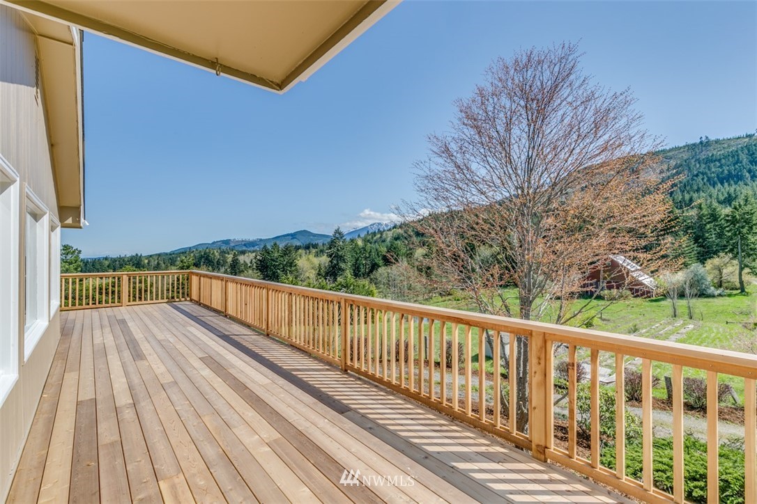 1308 Eden Valley Road Port Angeles, WA 98363 - Photo 3 of 22 Gallery Image 3