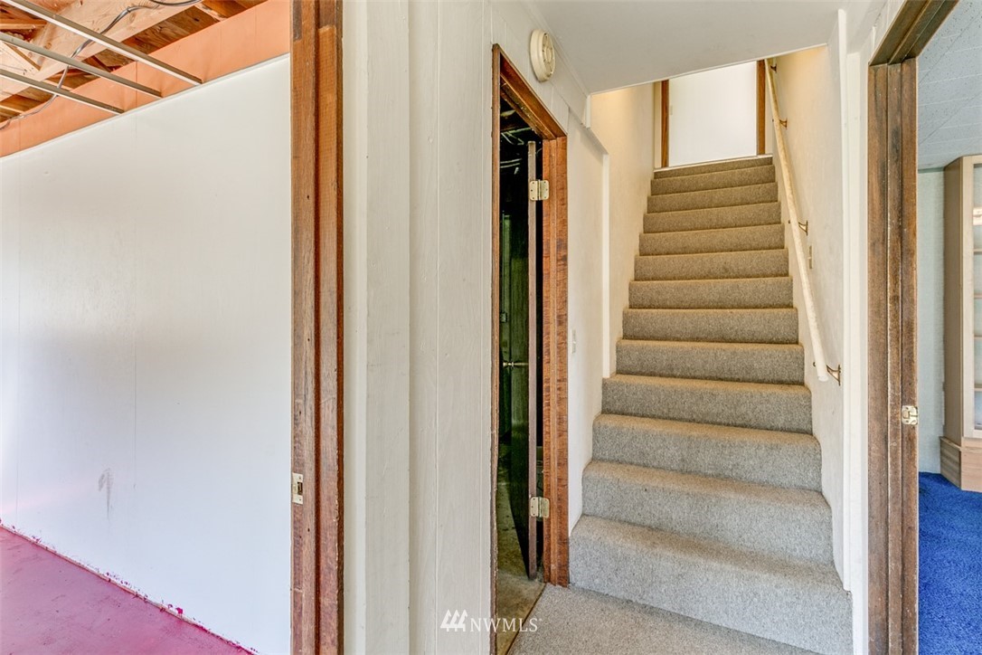 1308 Eden Valley Road Port Angeles, WA 98363 - Photo 4 of 22 Gallery Image 4