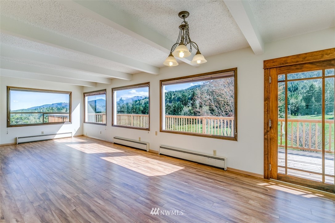 1308 Eden Valley Road Port Angeles, WA 98363 - Photo 6 of 22 Gallery Image 6