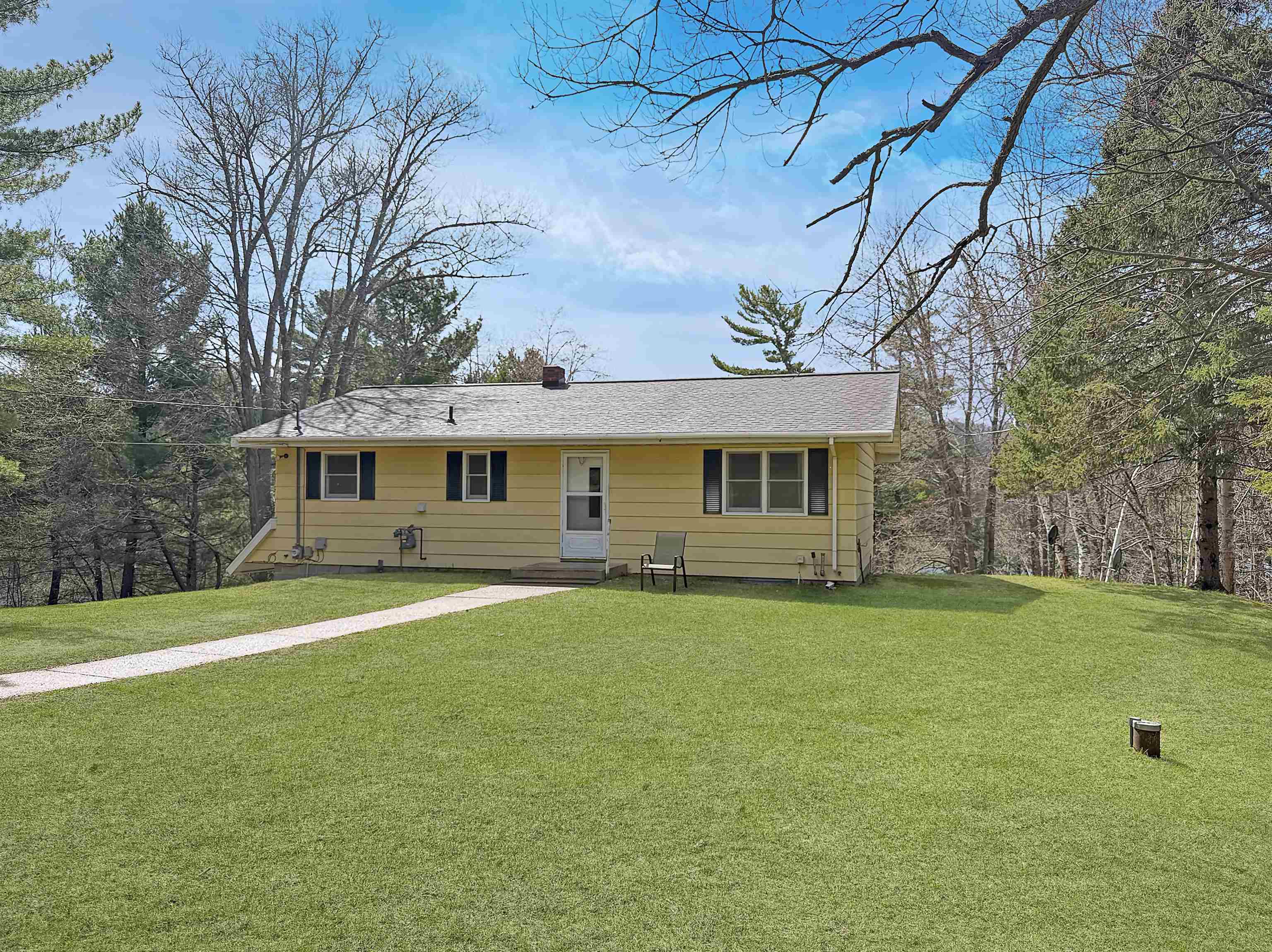 595 North Riverhills Road Kingsford, MI 49802 - Photo 2 of 20