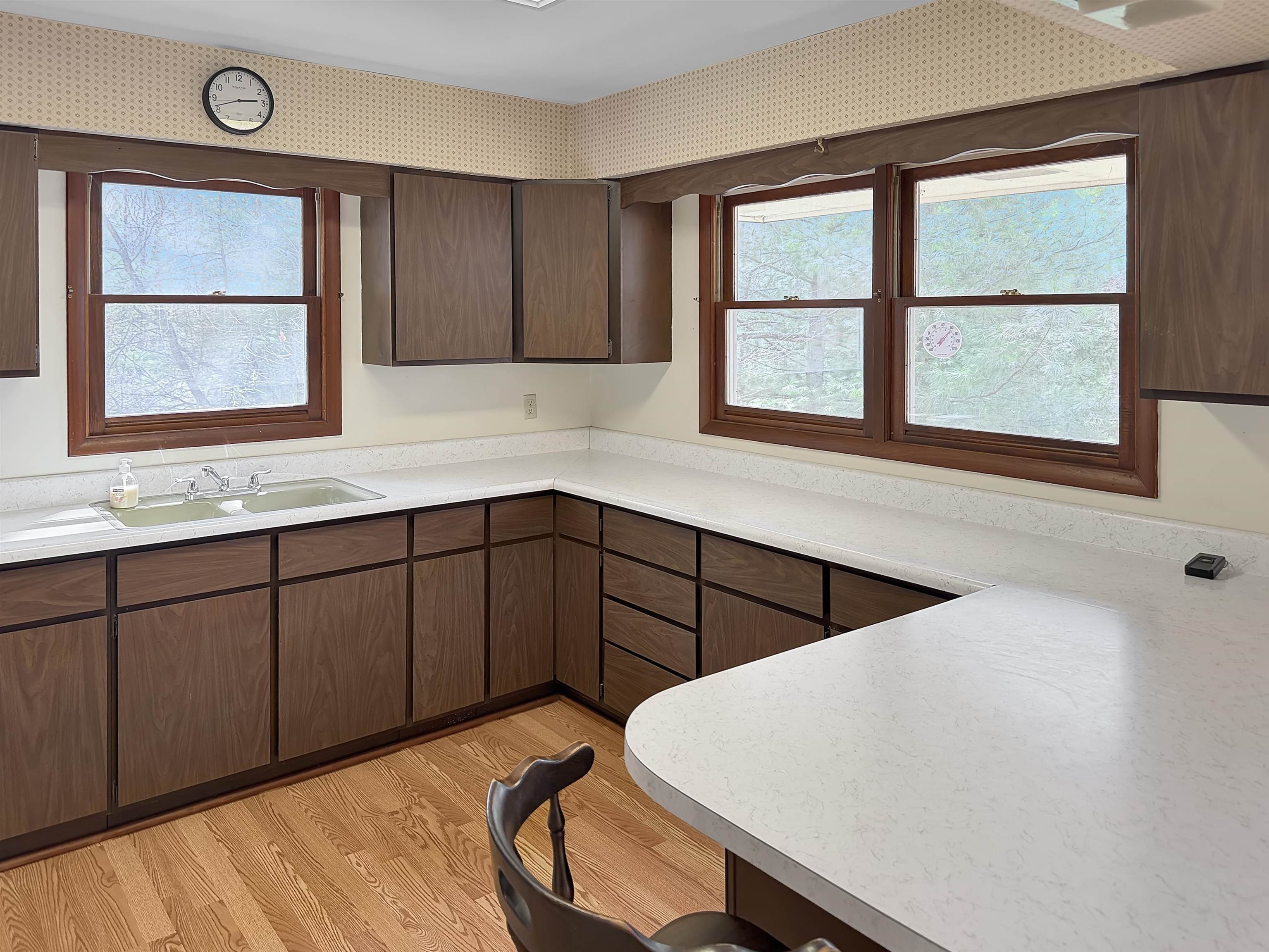 595 North Riverhills Road Kingsford, MI 49802 - Photo 10 of 20