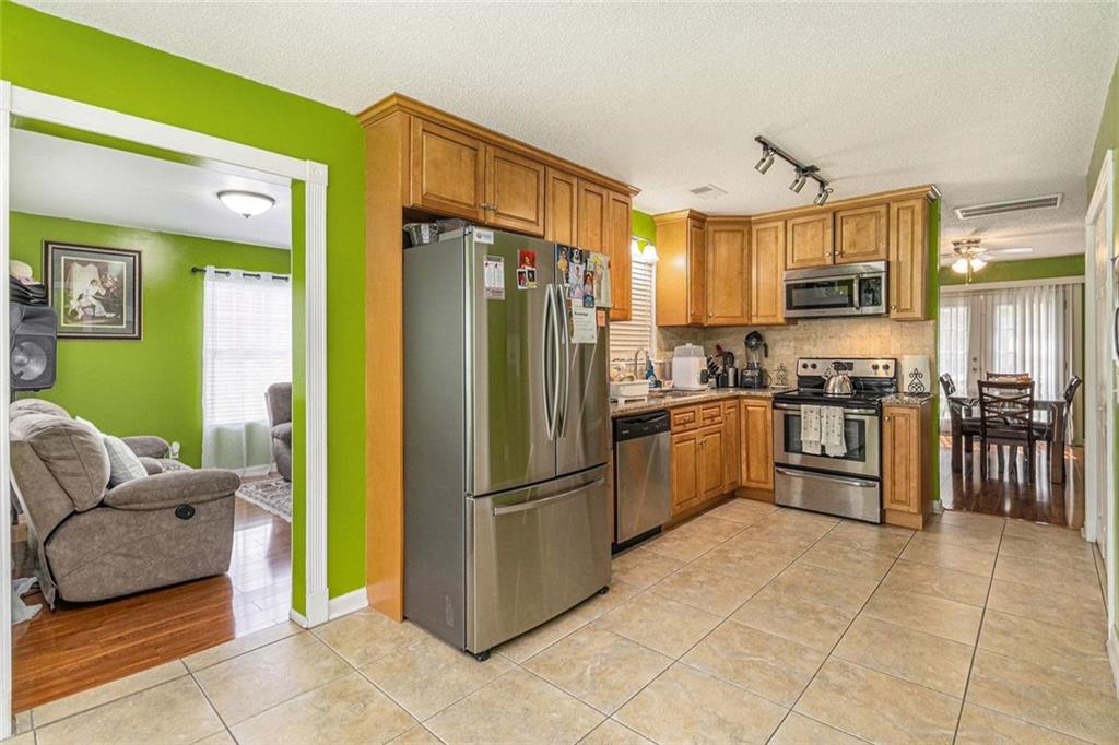 1005 Erwin Hill Church Road Southeast Calhoun, GA 30701 - Photo 8 of 29