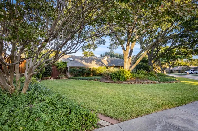 $1,199,000 | 7619 Queens Ferry Lane, Dallas, TX 75248