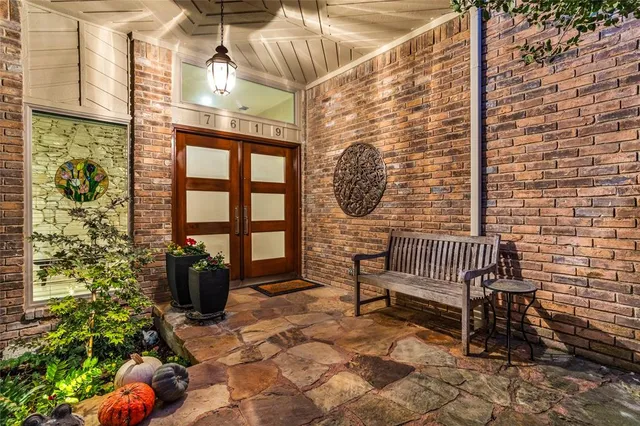 $1,199,000 | 7619 Queens Ferry Lane, Dallas, TX 75248