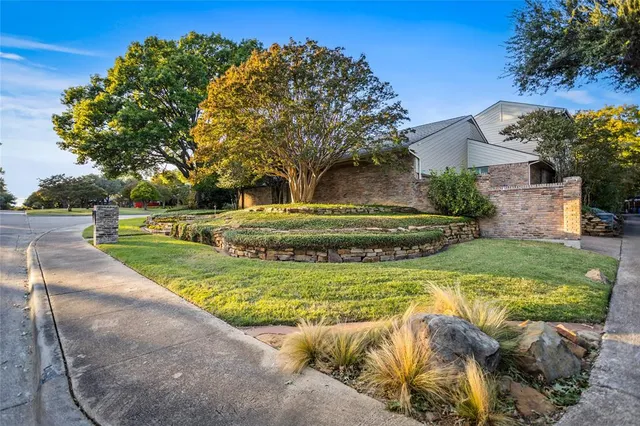 $1,199,000 | 7619 Queens Ferry Lane, Dallas, TX 75248