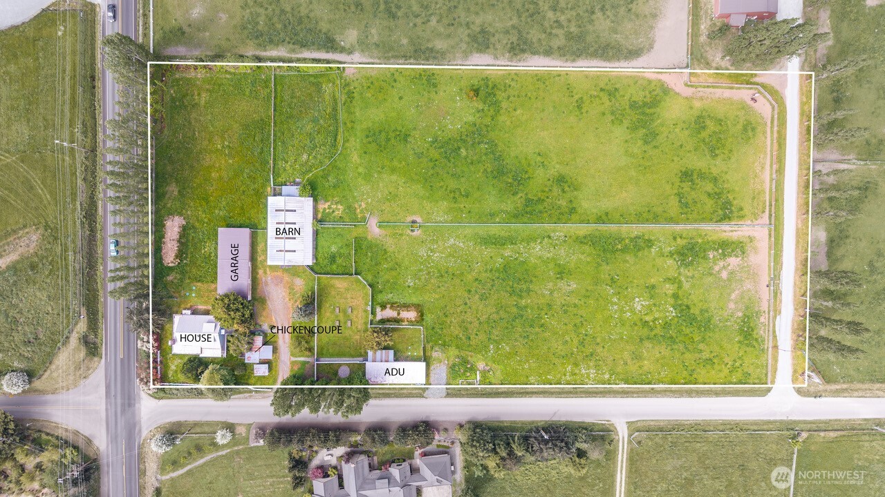 5392 Shore Meadow Road Freeland, WA 98249 - Photo 2 of 40
