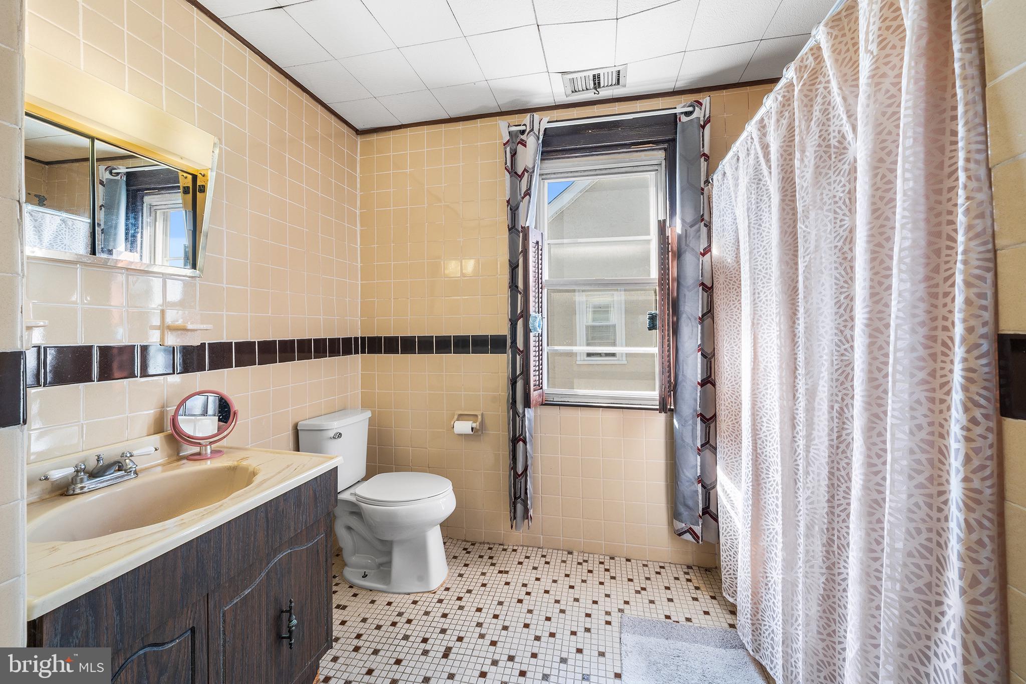 309 Cheswold Road Drexel Hill, PA 19026 - Photo 12 of 22