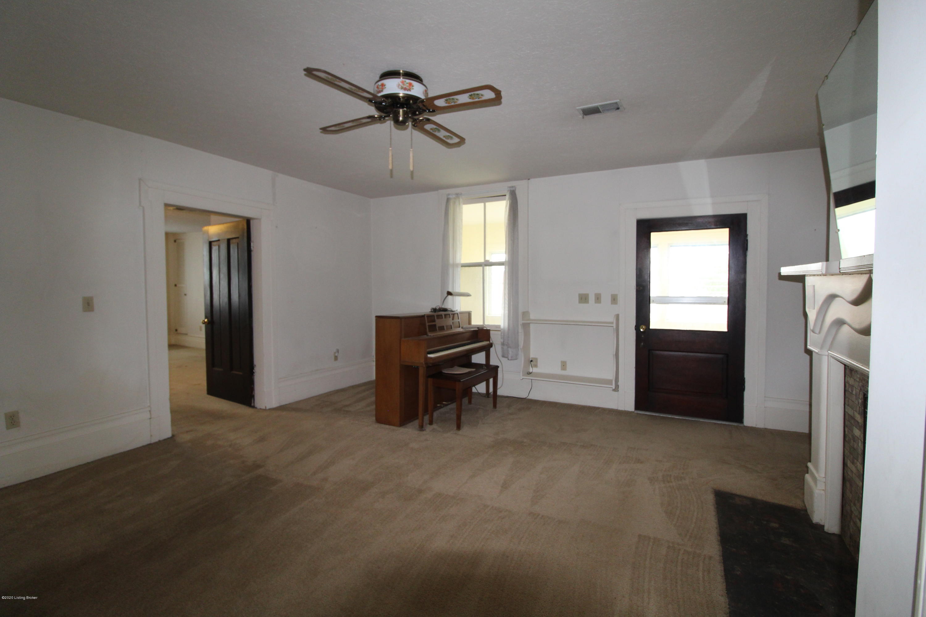 137 Flatlick Road Mount Washington, KY 40047 - Photo 14 of 57 034