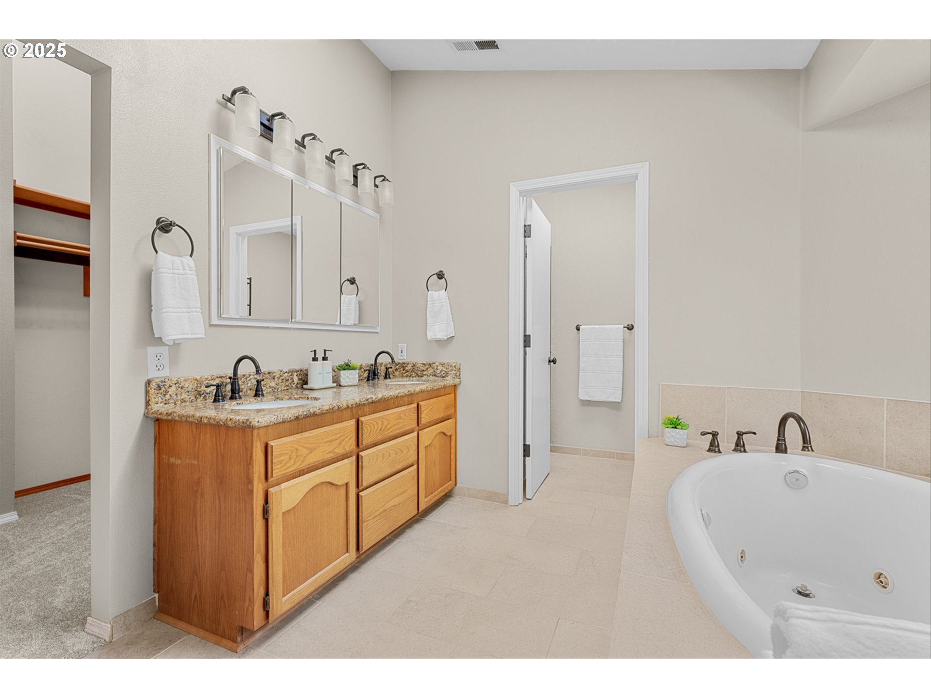 8878 South W Romal Court Beaverton, OR 97008 - Photo 24 of 44 Gallery Image 24