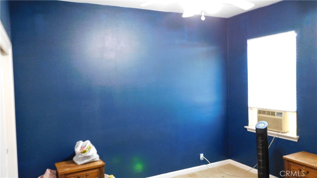 1216 Aups Court Merced, CA 95348 - Photo 36 of 45 a bathroom with a toilet