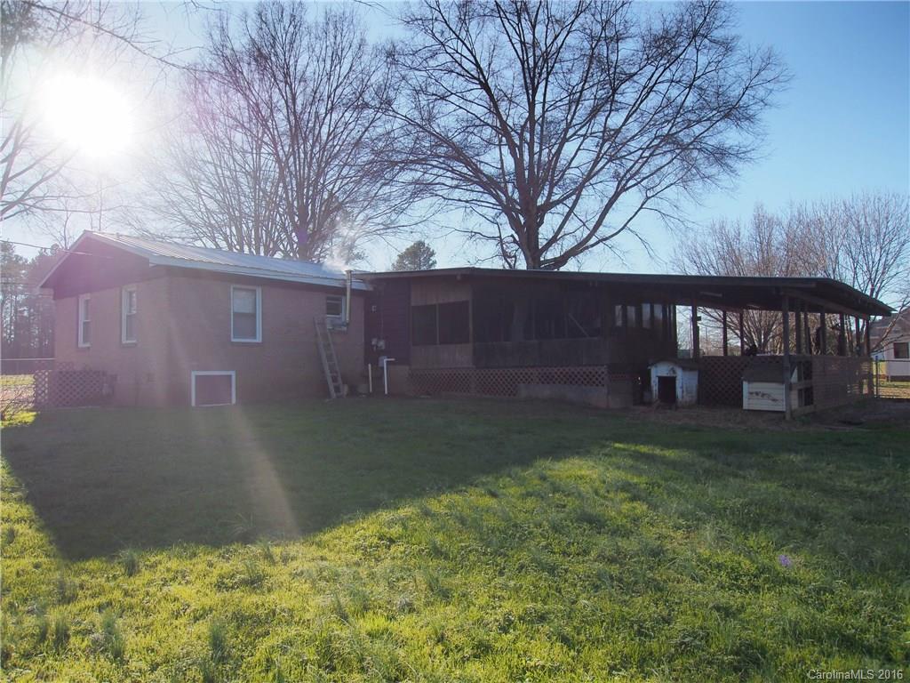 10422 Earnhardt Lake Road Davidson, NC 28036 - Photo 3 of 12 Gallery Image 3