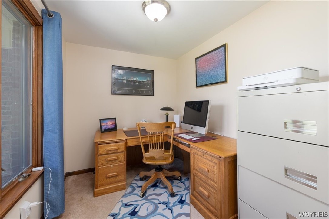 4990 Murphy Road Orchard Park, NY 14127 - Photo 13 of 33 Study/Office