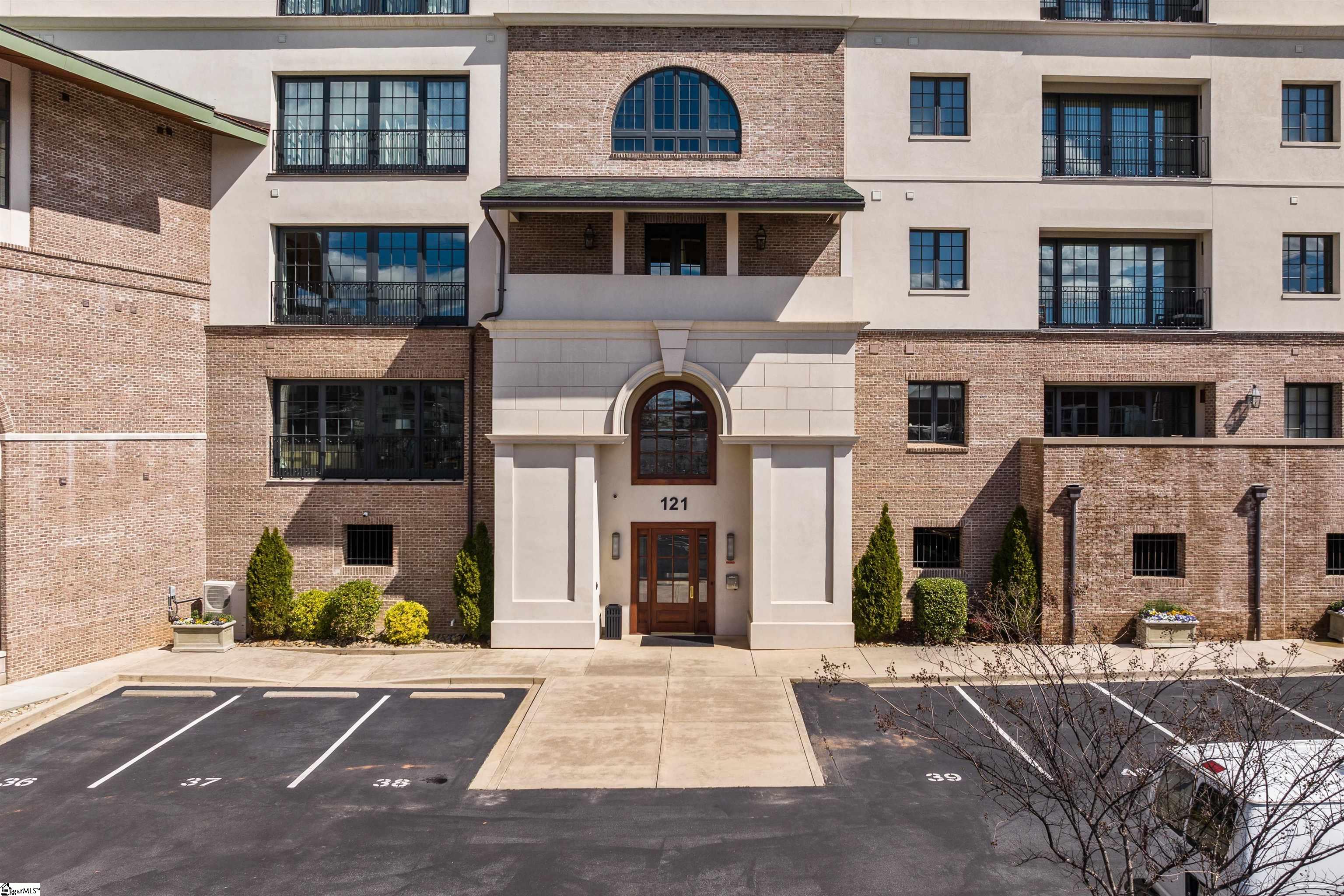 121 Rhett Street, Unit 307 Greenville, SC 29601 - Photo 1 of 32 Gallery Image 1