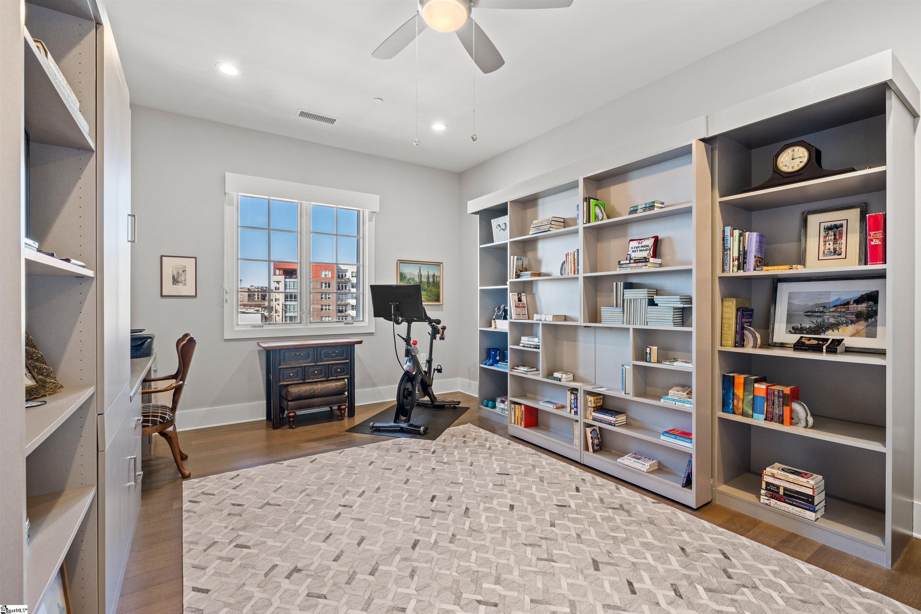 121 Rhett Street, Unit 307 Greenville, SC 29601 - Photo 19 of 32 Gallery Image 19