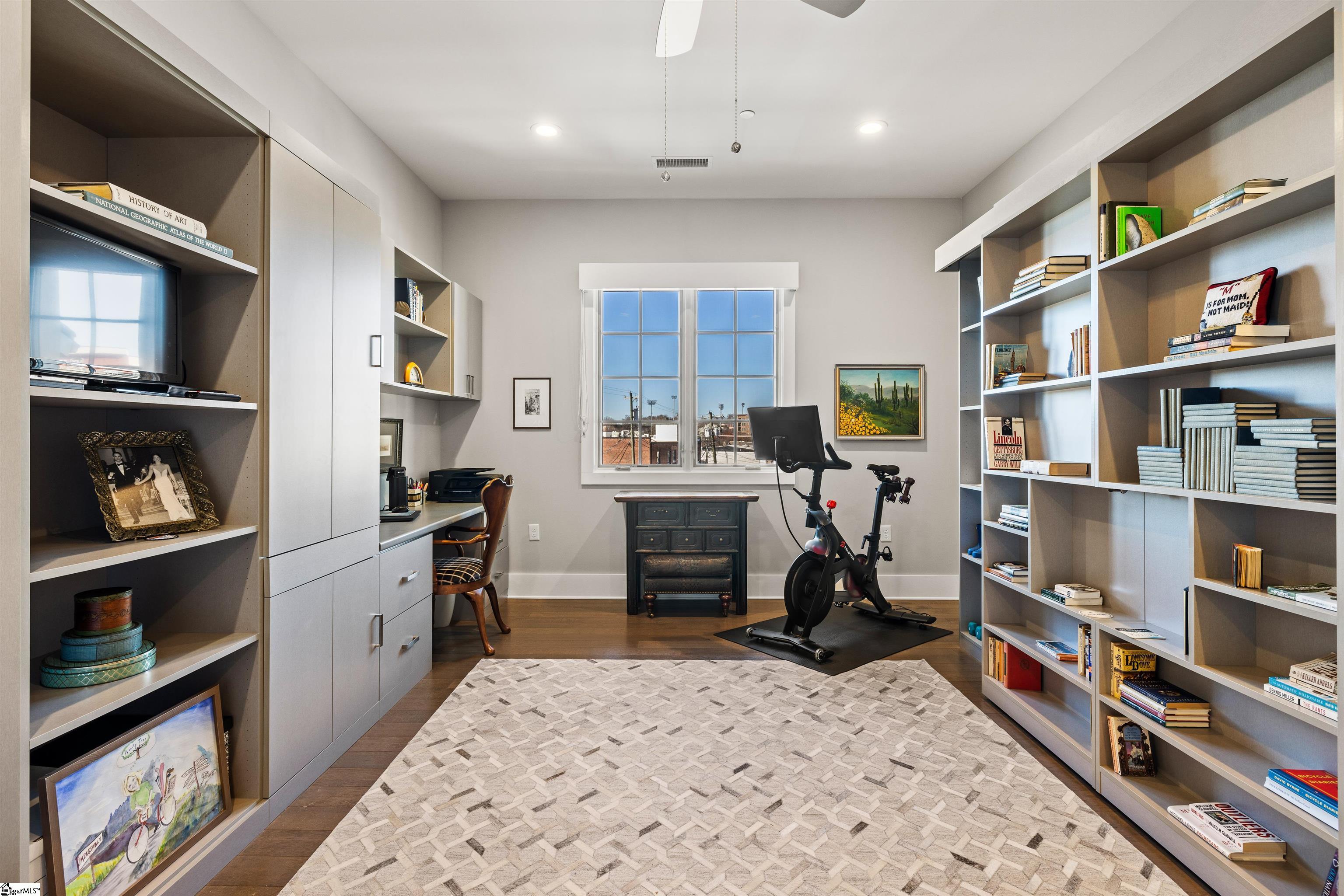 121 Rhett Street, Unit 307 Greenville, SC 29601 - Photo 25 of 32 Gallery Image 25