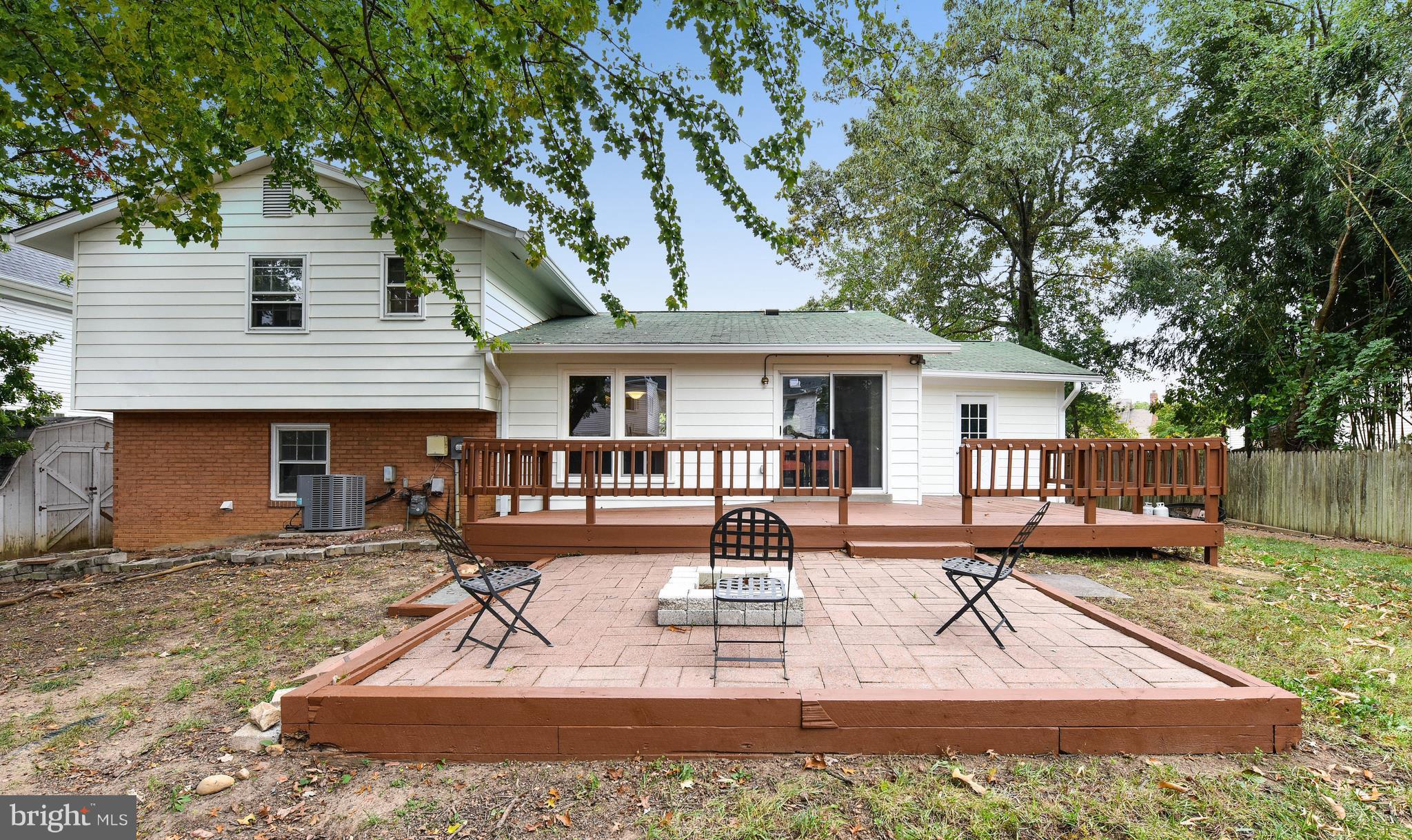 1936 Hull Road Vienna, VA 22182 - Photo 22 of 30 Fenced yard w/Deck and Patio