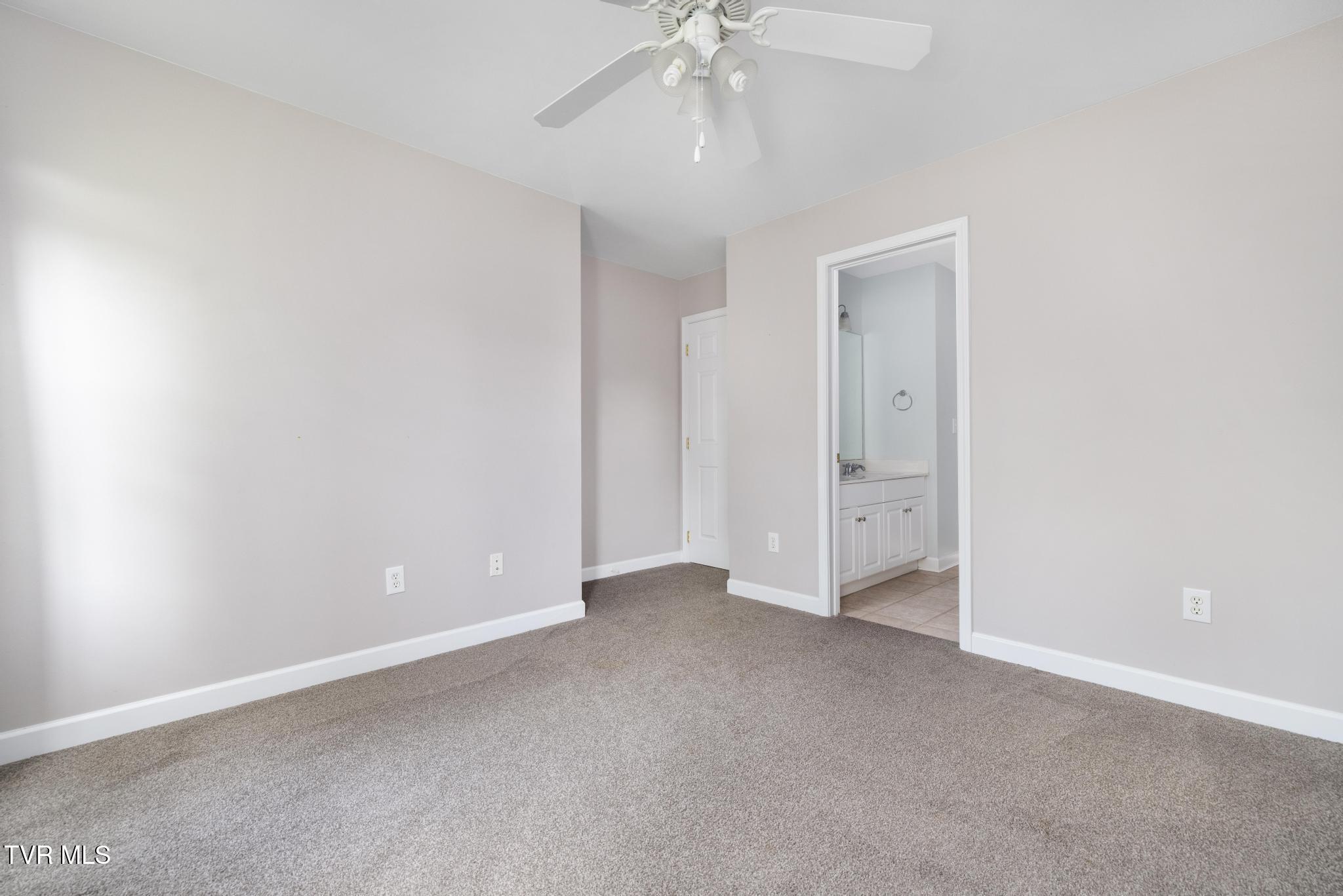 102 Ridgeview Meadows Drive Gray, TN 37615 - Photo 32 of 51 Additional Bedroom