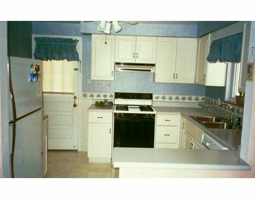 211 Hulton Road Penn Hills, PA 15147 - Photo 2 of 5 Gallery Image 2