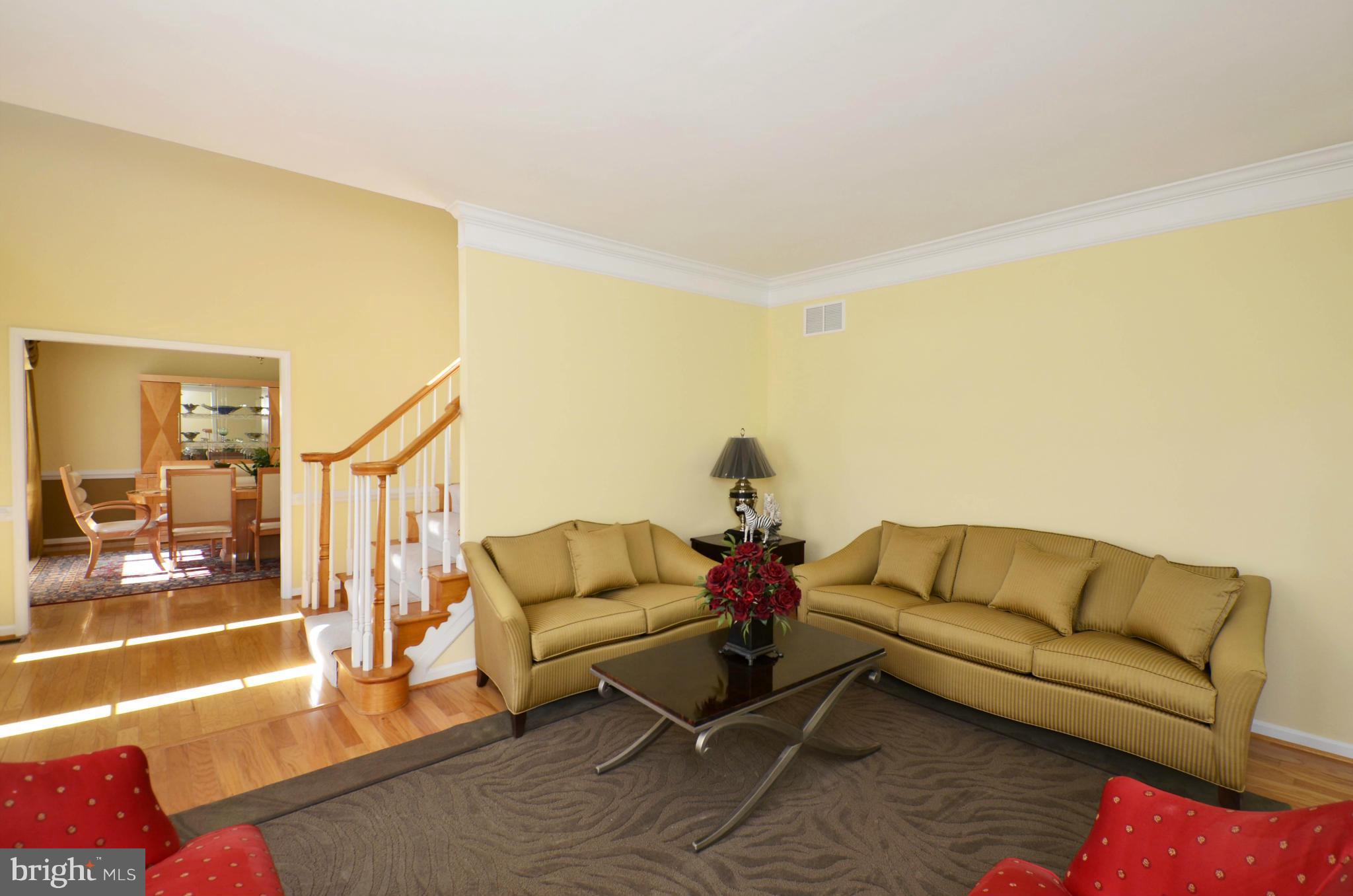 2791 Wynfield Road West Friendship, MD 21794 - Photo 4 of 30 Living Room