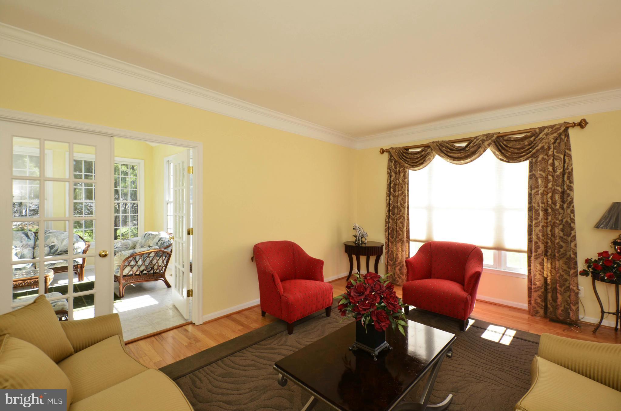 2791 Wynfield Road West Friendship, MD 21794 - Photo 5 of 30 Living Room
