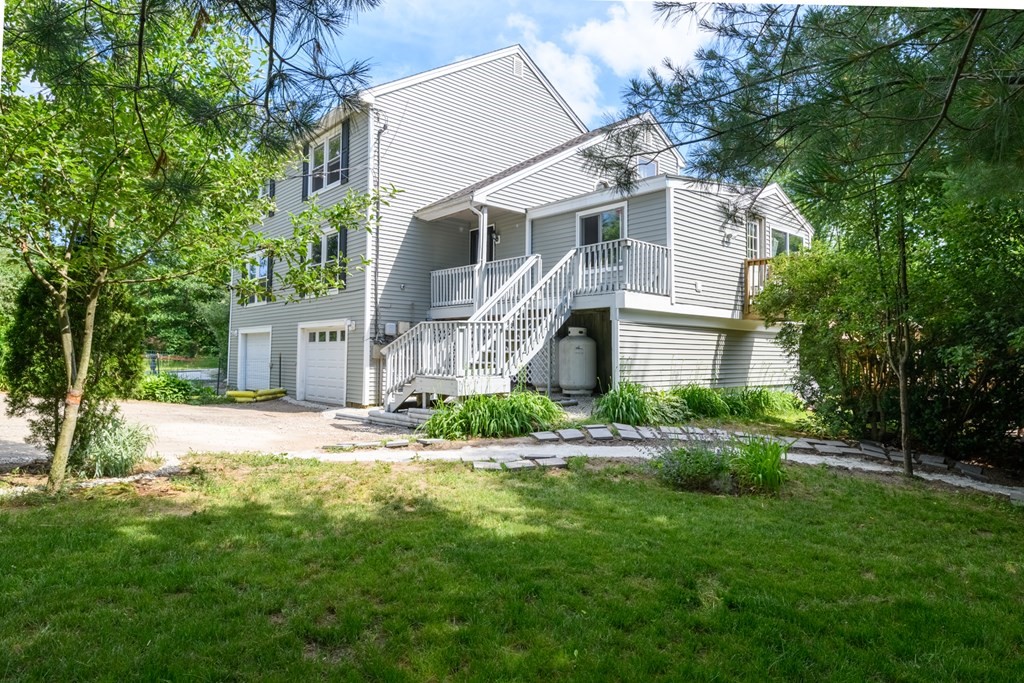 2 Richardson Drive, Unit RIGHT Derry, NH 03038 - Photo 1 of 22 Gallery Image 1