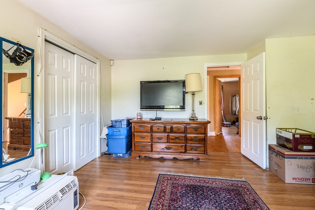2 Richardson Drive, Unit RIGHT Derry, NH 03038 - Photo 15 of 22 Gallery Image 15