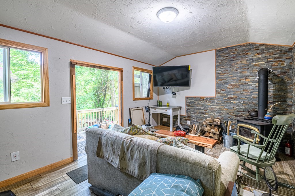2 Richardson Drive, Unit RIGHT Derry, NH 03038 - Photo 21 of 22 Gallery Image 21
