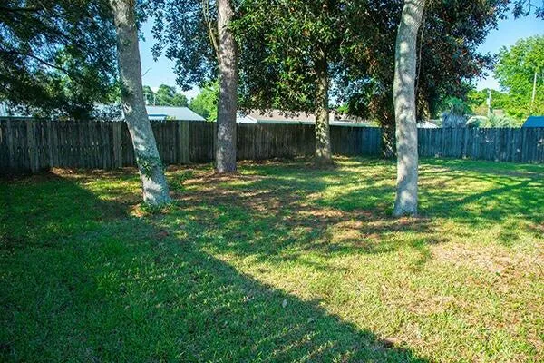 $1,895 | 127 Newcastle Circle, Fort Walton Beach, FL 32547