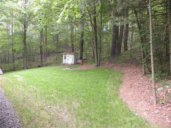 14 A Bay Path Road Charlton, MA 01507 - Photo 16 of 25