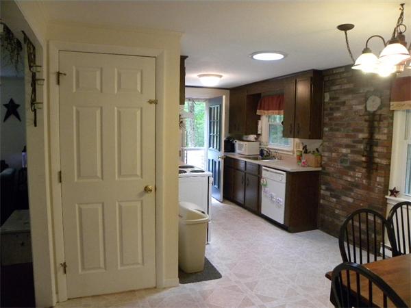 14 A Bay Path Road Charlton, MA 01507 - Photo 24 of 25