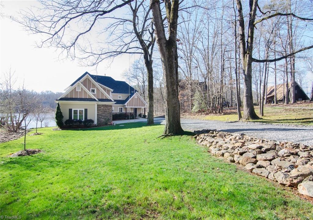 563 Shamrock Road New London, NC 28127 - Photo 7 of 30 Gallery Image 7