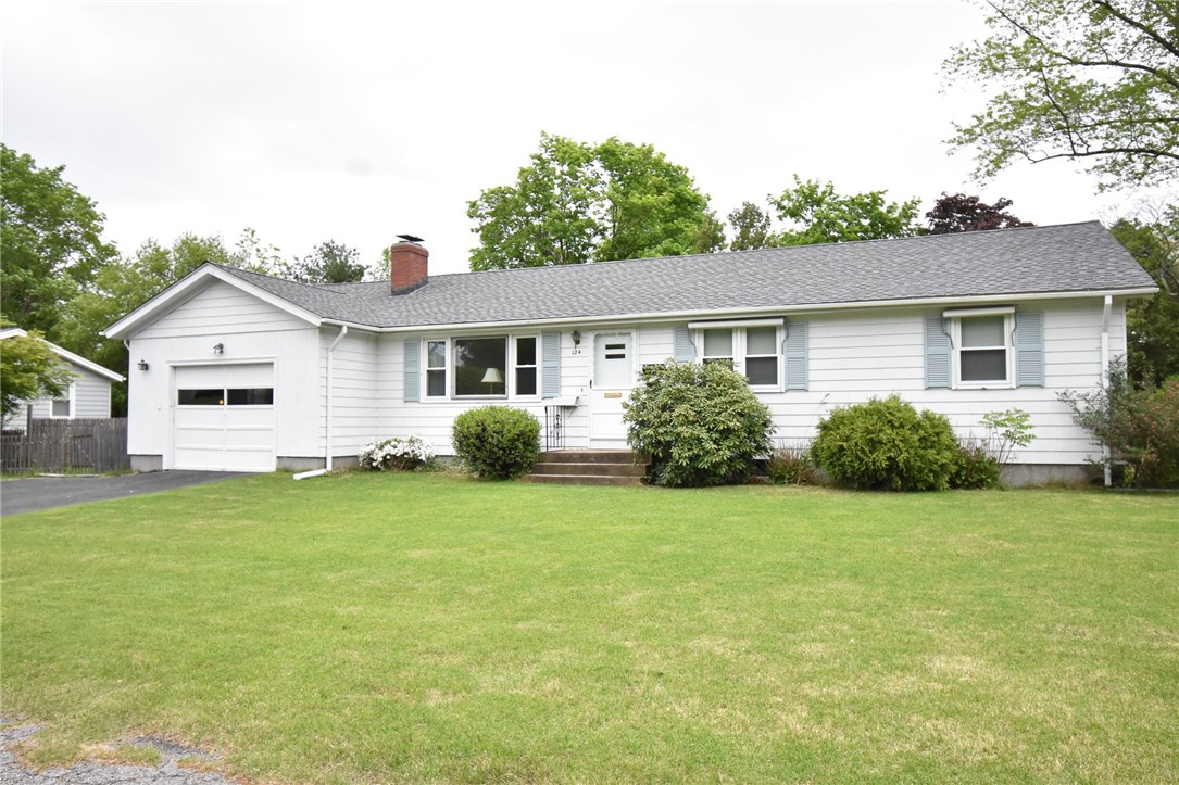 124 Old Homestead Road Warwick, RI 02889 - Photo 1 of 27 Gallery Image 1