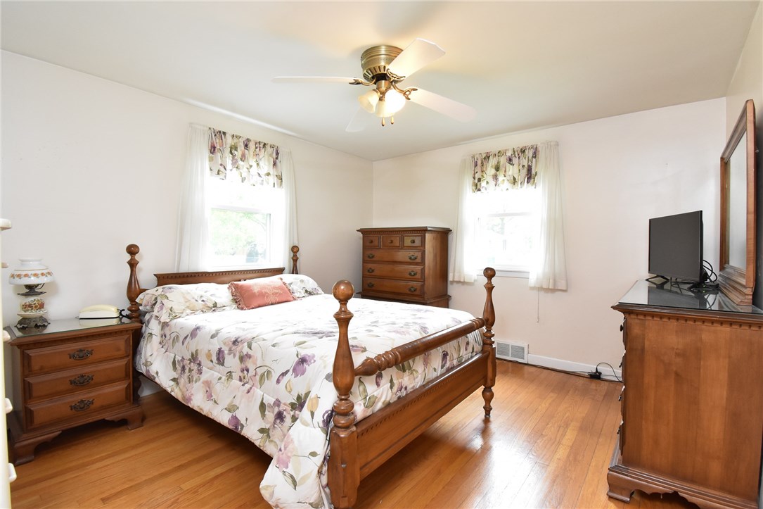 124 Old Homestead Road Warwick, RI 02889 - Photo 18 of 27 Gallery Image 18