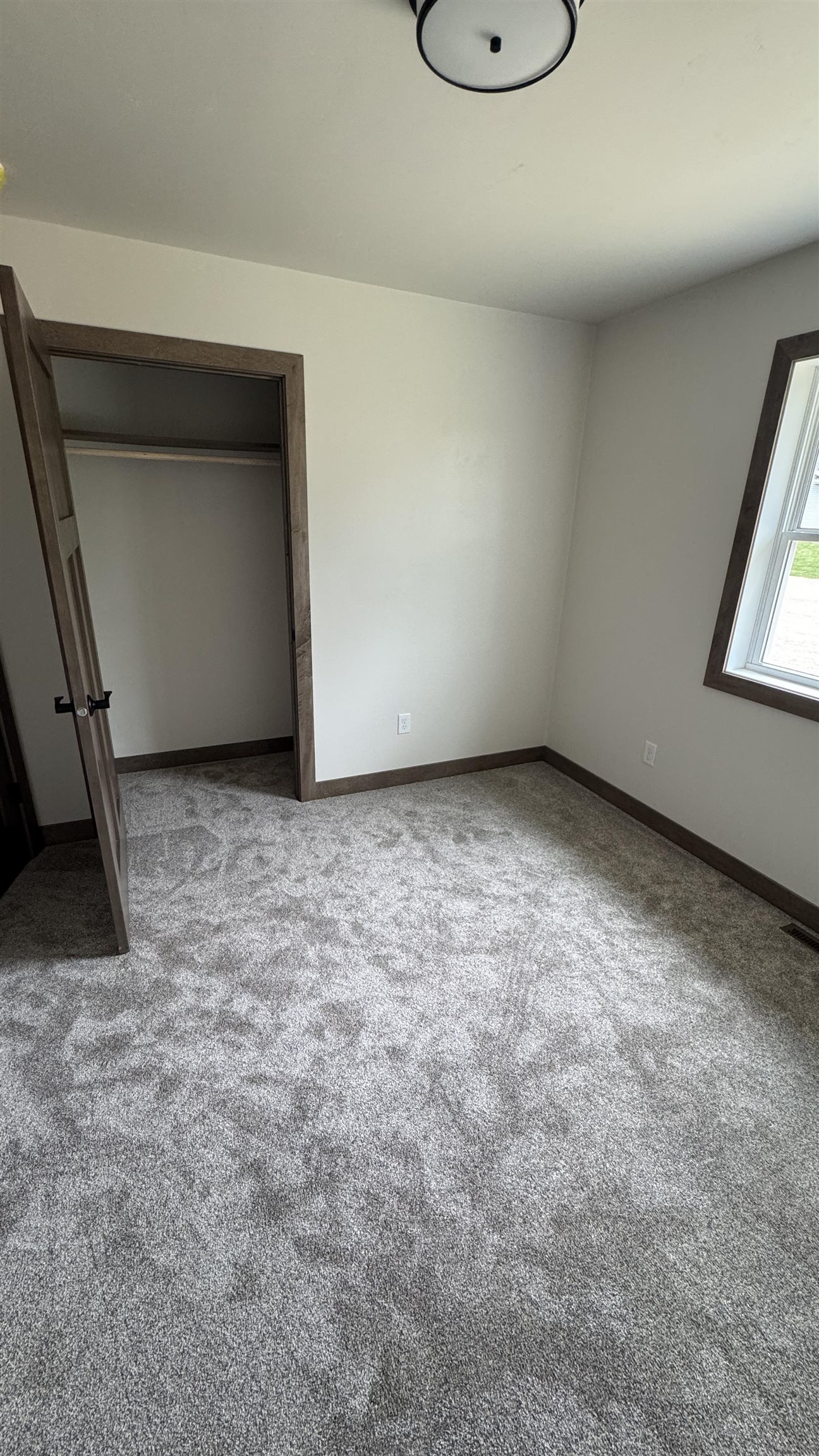 709 Robin Street New London, WI 54961 - Photo 20 of 35