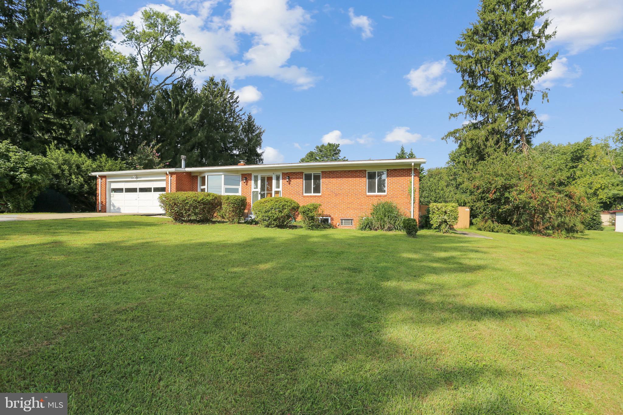 15600 Layhill Road Silver Spring, MD 20906 - Photo 2 of 63 Front elevation
