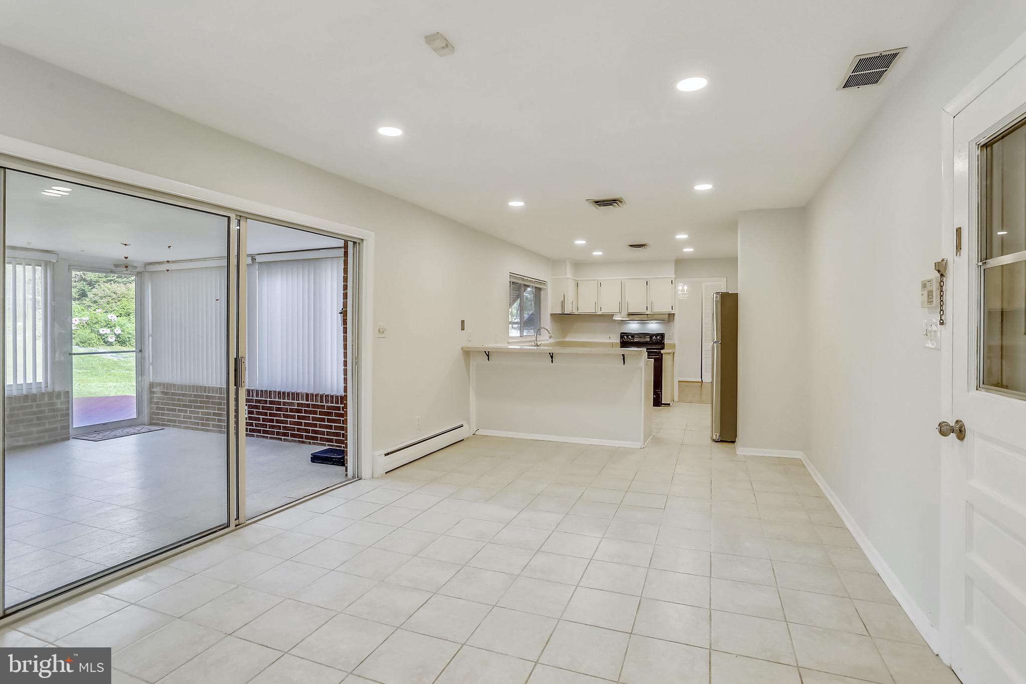 15600 Layhill Road Silver Spring, MD 20906 - Photo 19 of 63 Family room 1st floor