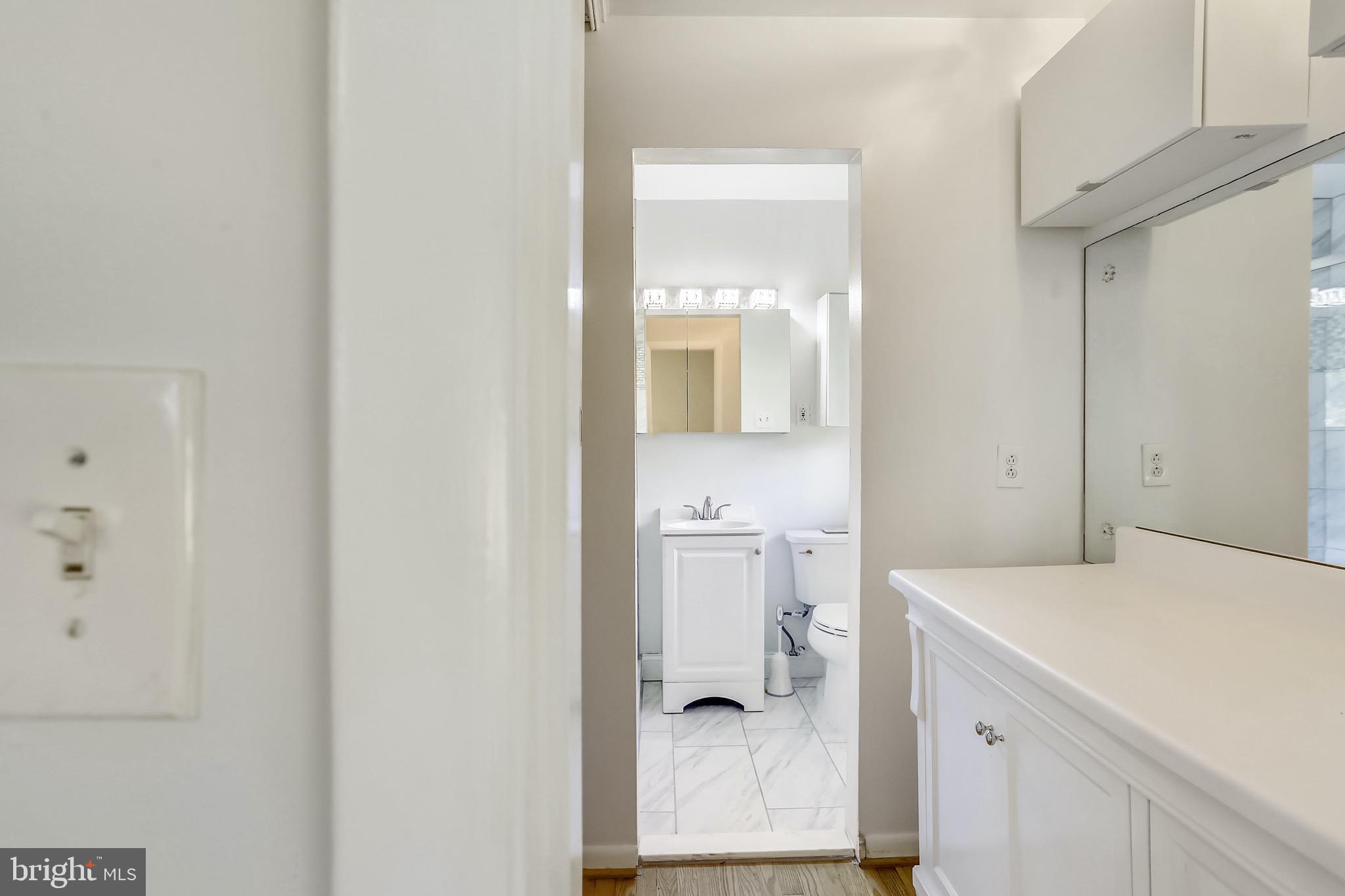 15600 Layhill Road Silver Spring, MD 20906 - Photo 29 of 63 Master bath