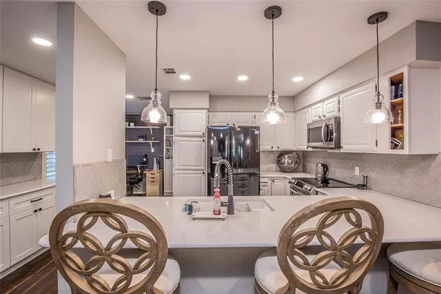 $299,900 | 135 Pleasant Grove Lane, Waco, TX 76712