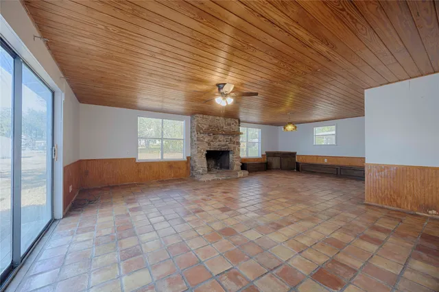 a view of a livingroom with a fireplace
