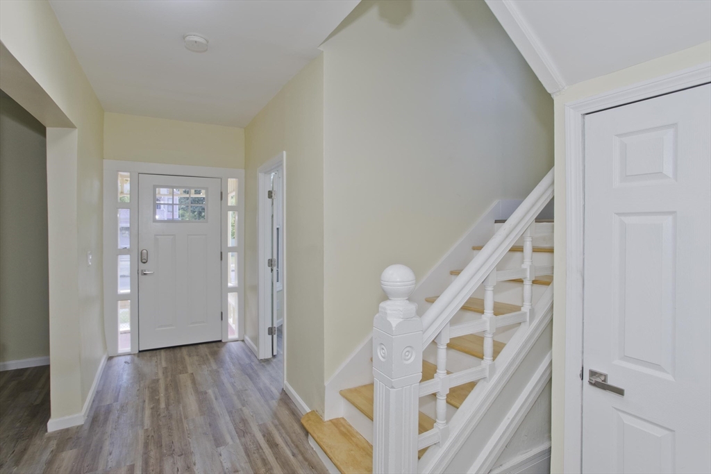 205 St James Avenue Springfield, MA 01109 - Photo 14 of 28