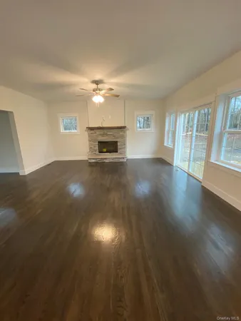 $779,900 | 24 Sunset Lane, New Hampton, NY 10958