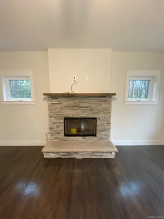 $779,900 | 24 Sunset Lane, New Hampton, NY 10958
