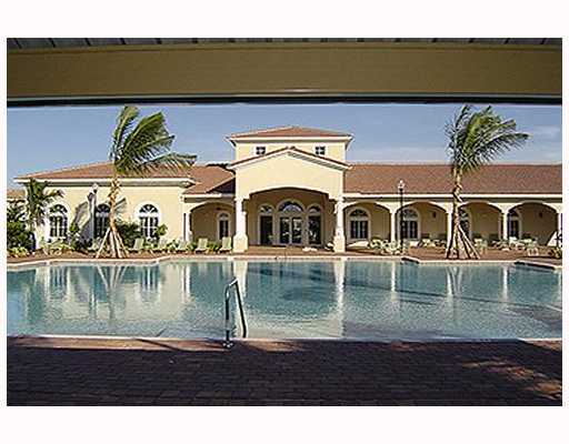4033 Southwest 270th Terrace, Unit 2/3 Miami, FL 33169 - Photo 2 of 4 Additional Photo